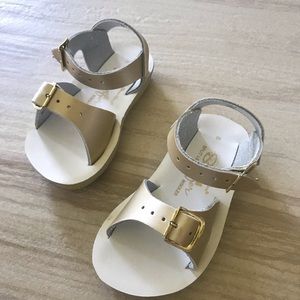 Saltwater Girls Sandals size 6